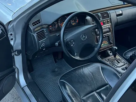 Mercedes-Benz E 320 2000 года за 4 500 000 тг. в Алматы – фото 9