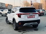 Kia Seltos 2023 года за 9 800 000 тг. в Усть-Каменогорск – фото 4