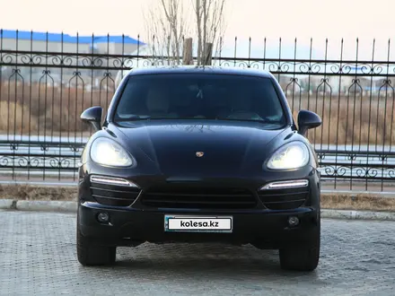 Porsche Cayenne 2012 года за 14 500 000 тг. в Атырау – фото 3