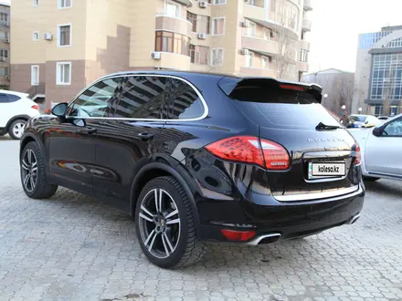 Porsche Cayenne 2012 года за 14 500 000 тг. в Атырау – фото 6