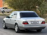 Mercedes-Benz E 280 1995 годаүшін2 200 000 тг. в Тараз