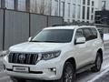 Toyota Land Cruiser Prado 2018 года за 28 000 000 тг. в Астана