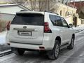Toyota Land Cruiser Prado 2018 года за 28 000 000 тг. в Астана – фото 3