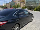 Toyota Camry 2016 года за 5 300 000 тг. в Актау – фото 2
