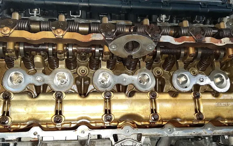 Двигатель 2.5 L BMW N52 (N52B25) за 600 000 тг. в Атырау
