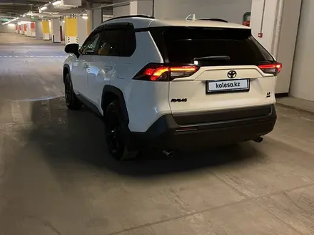 Toyota RAV4 2019 года за 16 200 000 тг. в Алматы – фото 10