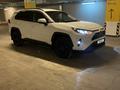 Toyota RAV4 2019 года за 16 200 000 тг. в Алматы – фото 6