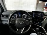 Toyota Camry 2021 года за 13 500 000 тг. в Шымкент – фото 4