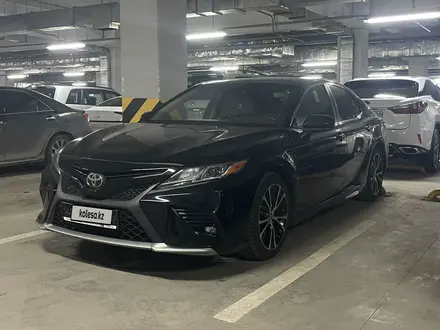 Toyota Camry 2020 года за 10 500 000 тг. в Алматы – фото 3