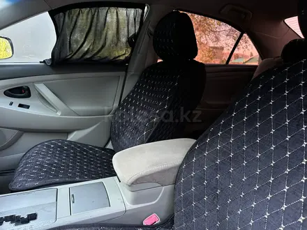 Toyota Camry 2007 года за 4 450 000 тг. в Актобе – фото 16