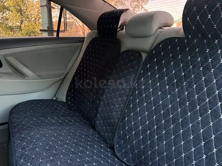 Toyota Camry 2007 года за 4 450 000 тг. в Актобе – фото 18