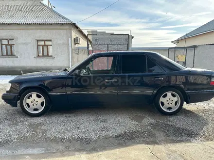 Mercedes-Benz E 200 1994 года за 2 550 000 тг. в Туркестан – фото 12