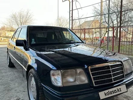 Mercedes-Benz E 200 1994 года за 2 550 000 тг. в Туркестан – фото 13