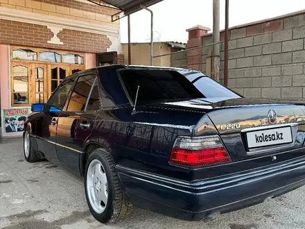 Mercedes-Benz E 200 1994 года за 2 550 000 тг. в Туркестан – фото 14