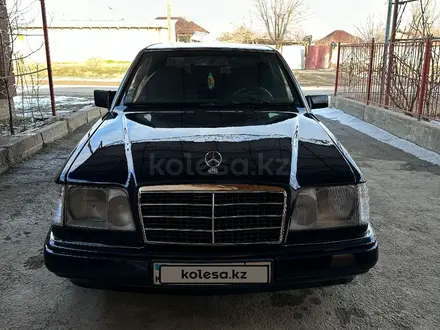 Mercedes-Benz E 200 1994 года за 2 550 000 тг. в Туркестан – фото 8