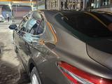 Toyota Camry 2019 года за 8 000 000 тг. в Есик – фото 5