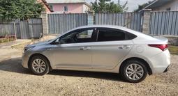 Hyundai Accent 2018 года за 6 950 000 тг. в Алматы – фото 2