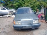 Mercedes-Benz E 320 1992 года за 655 555 тг. в Астана – фото 2
