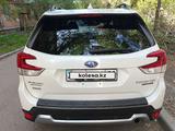 Subaru Forester 2021 года за 12 000 000 тг. в Усть-Каменогорск – фото 2