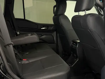 Toyota Land Cruiser Prado Prestige 2024 года за 42 500 000 тг. в Астана – фото 7