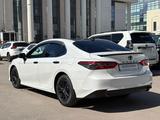 Toyota Camry Elegance 2019 года за 11 850 000 тг. в Астана – фото 2