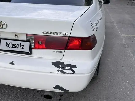 Toyota Camry 2001 года за 2 700 000 тг. в Тараз – фото 10