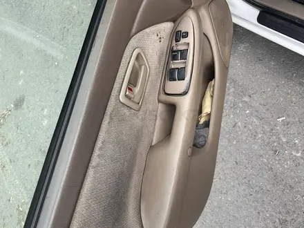 Toyota Camry 2001 года за 2 700 000 тг. в Тараз – фото 6