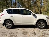 Toyota RAV4 2012 года за 8 500 000 тг. в Уральск – фото 3
