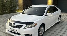 Toyota Camry 2011 года за 6 500 000 тг. в Атырау