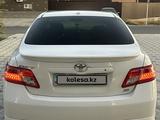 Toyota Camry 2011 годаүшін6 500 000 тг. в Атырау – фото 4