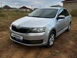 Skoda Rapid 2013 года за 3 300 000 тг. в Актобе – фото 3