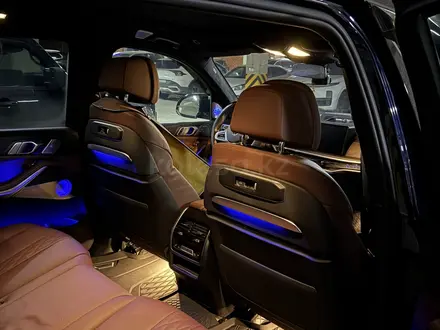 BMW X7 2024 года за 73 000 000 тг. в Астана – фото 5