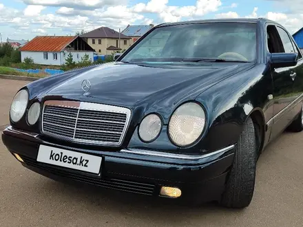 Mercedes-Benz E 230 1998 года за 2 450 000 тг. в Кокшетау – фото 3