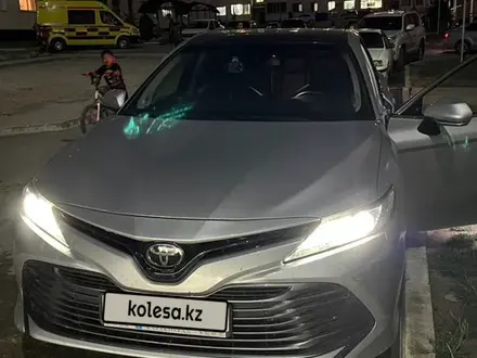 Toyota Camry 2018 года за 14 500 000 тг. в Шымкент