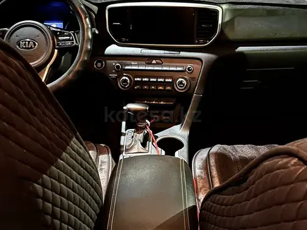 Kia Sportage 2021 года за 10 800 000 тг. в Усть-Каменогорск – фото 16