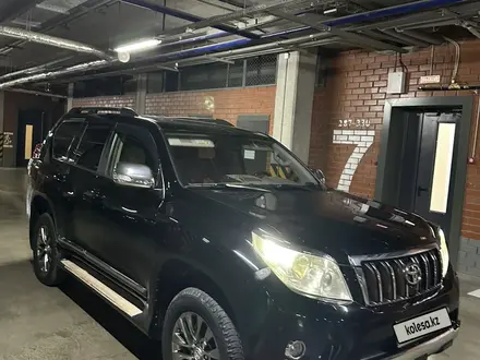 Toyota Land Cruiser Prado 2013 года за 16 000 000 тг. в Атырау