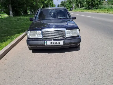 Mercedes-Benz E 230 1991 года за 2 600 000 тг. в Алматы – фото 6