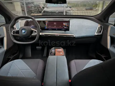 BMW iX 2023 года за 61 257 000 тг. в Шымкент – фото 13