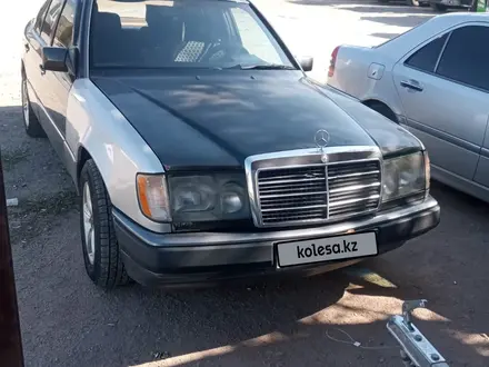 Mercedes-Benz E 230 1990 года за 1 000 000 тг. в Тараз