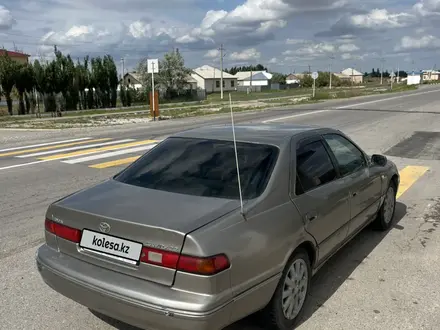 Toyota Camry 1998 года за 2 500 000 тг. в Шымкент – фото 3