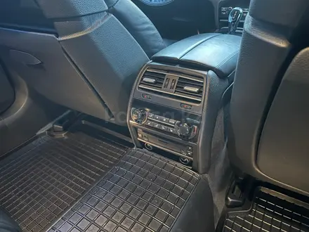 BMW 750 2012 года за 11 500 000 тг. в Астана – фото 33