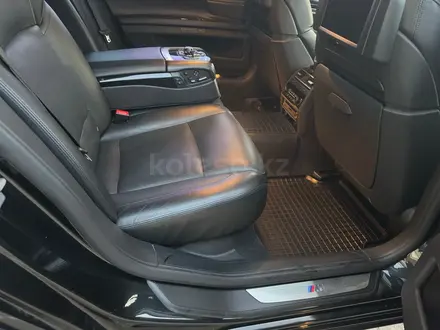 BMW 750 2012 года за 11 500 000 тг. в Астана – фото 34