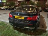BMW 750 2012 года за 10 500 000 тг. в Астана – фото 2