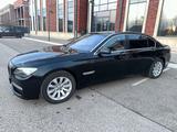 BMW 750 2012 года за 9 900 000 тг. в Астана – фото 3