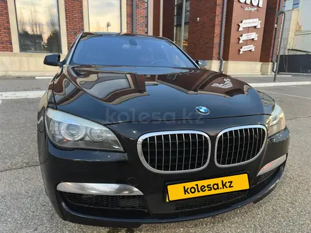 BMW 750 2012 года за 11 500 000 тг. в Астана – фото 6