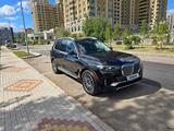 BMW X7 2019 года за 35 500 000 тг. в Астана