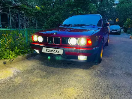 BMW 520 1992 года за 2 750 000 тг. в Алматы – фото 20