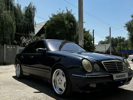 Mercedes-Benz E 430 2001 года за 5 600 000 тг. в Алматы – фото 3