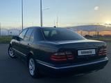 Mercedes-Benz E 280 1999 года за 3 600 000 тг. в Семей – фото 5