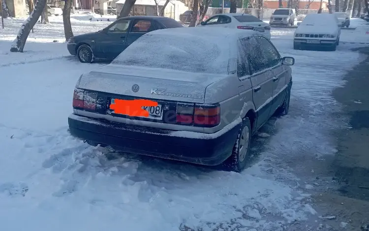 Volkswagen Passat 1988 года за 750 000 тг. в Тараз